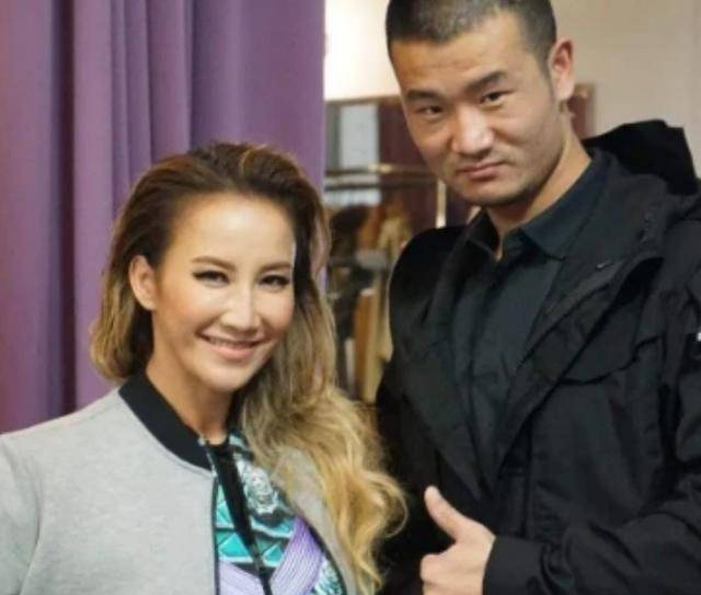 为了雇佣兵梦,抛下母亲赴伊拉克的白晓保,留下巨额保单替他尽孝_时候