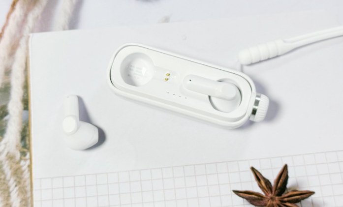 高性价比蓝牙耳机推荐，高性价比耳机学生党购前必看！