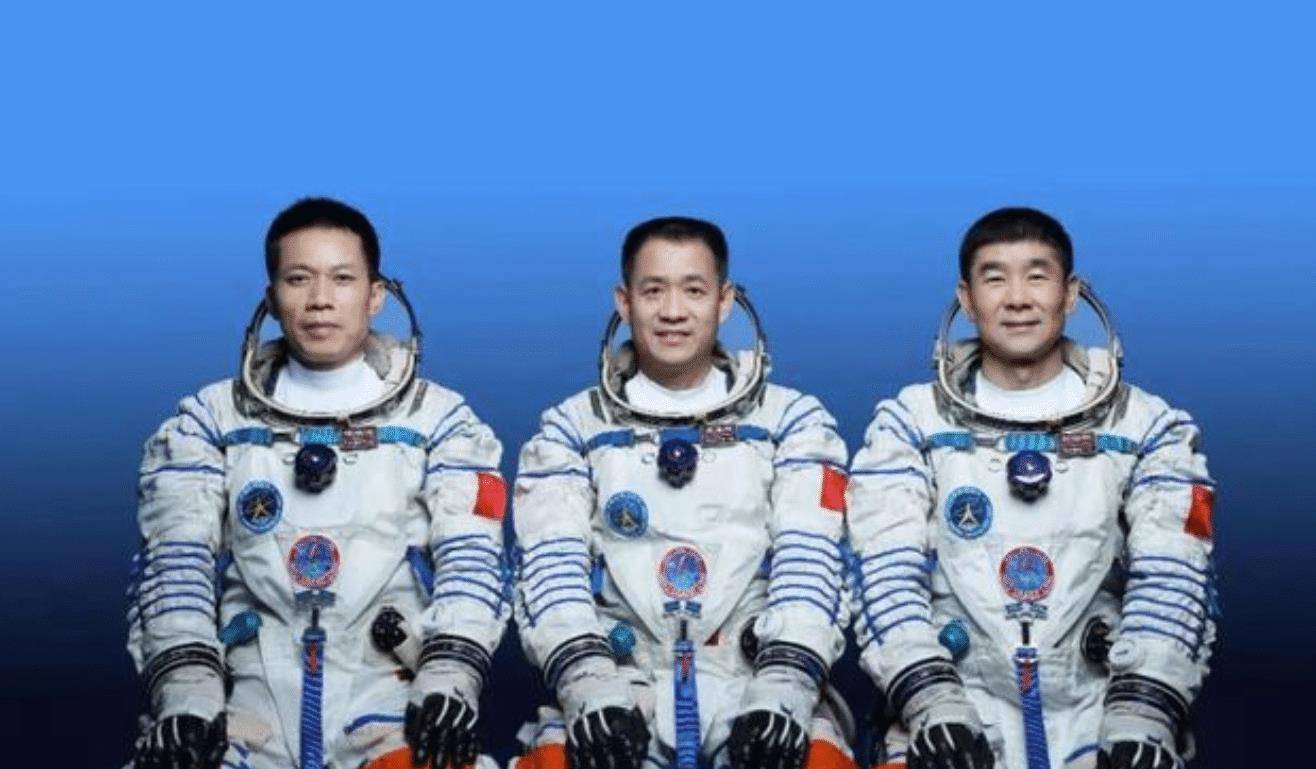 原创不穿宇航服会怎样苏联3位宇航员体液沸腾40秒内丧命