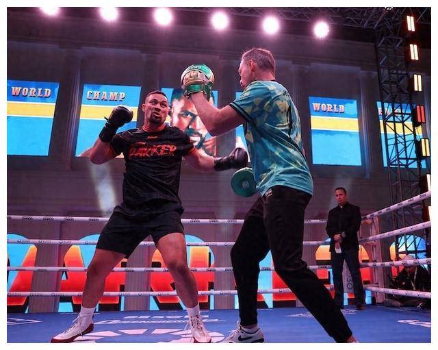 原创教练安迪李警告帕克绝不能掉以轻心在张志磊对决中