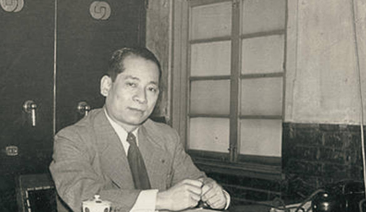 吴百福并没有因此气馁,他全心投入到对面条的研究中,出现任何灵感就