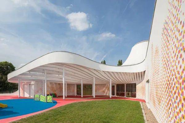 幼儿园外立面还能长这个样子?