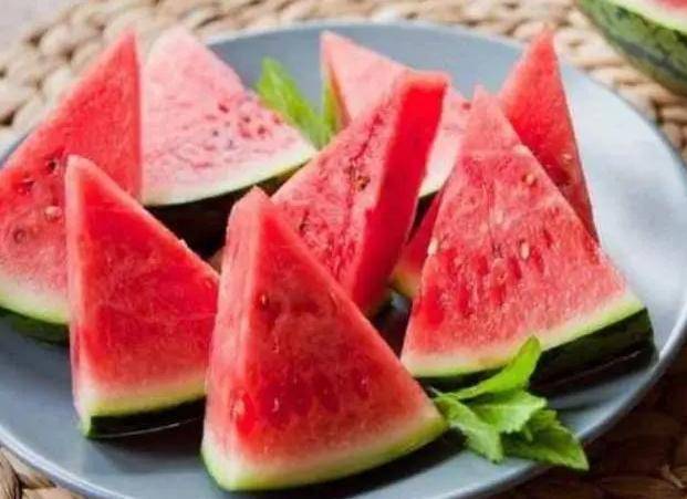 医生:若不想腹部长赘肉,6物尽量少吃_脂肪_低热量_食用