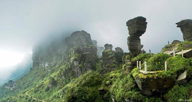 贵州必去的十大经典旅游景点排行贵州旅游十大绝佳景点推荐你去过几个