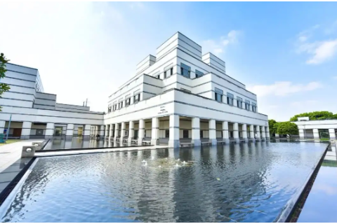 中欧国际工商学院地址