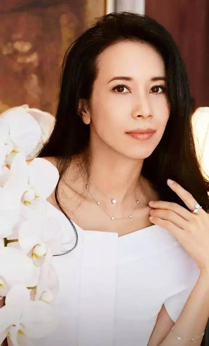 莫文蔚与初恋丈夫时光流转爱你不变