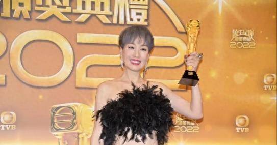 52岁tvb视后一年没拍剧疑遭公司冷待,直言不着急:等天意安排_江美仪