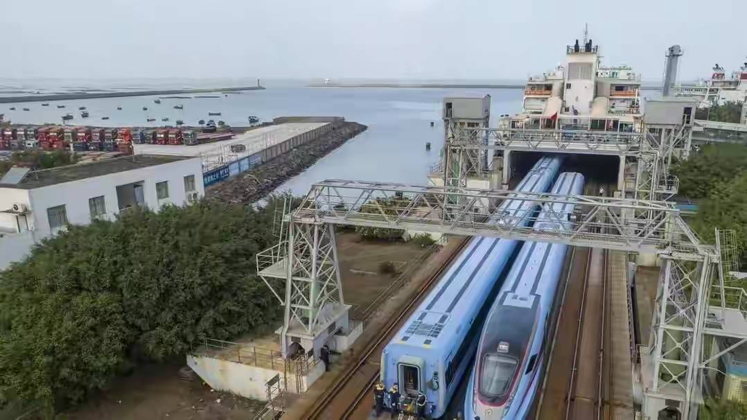 原创进岛容易出岛难为何修个琼州海峡跨海通道就这么费劲