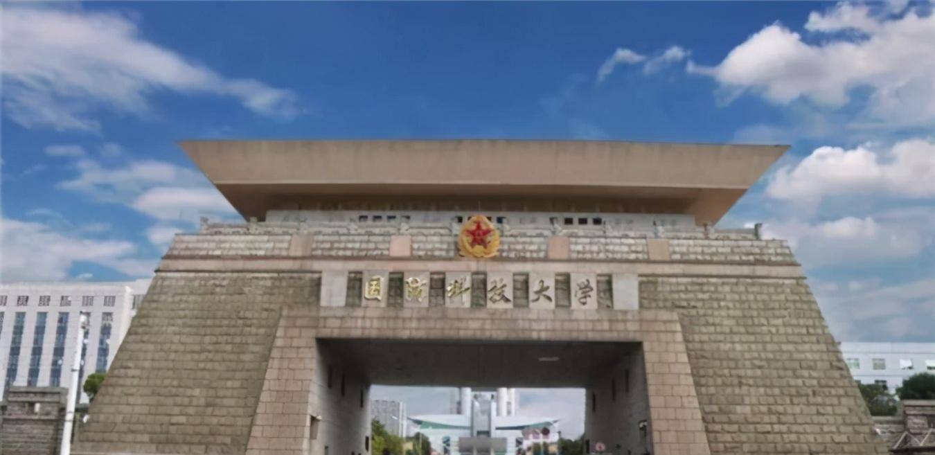 魏凯伦:工地搬砖收到国防科技大学通知书,毕业后主动申请赴疆_生活_孩