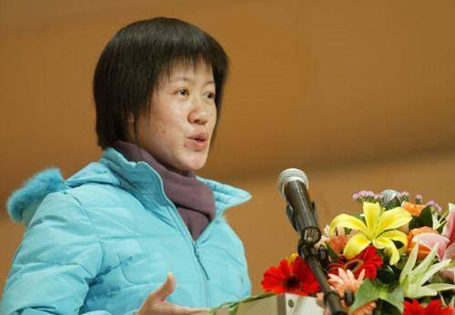 原创靠捡废品照顾瘫痪父亲以763分考上武大黄来女如今过得怎么样