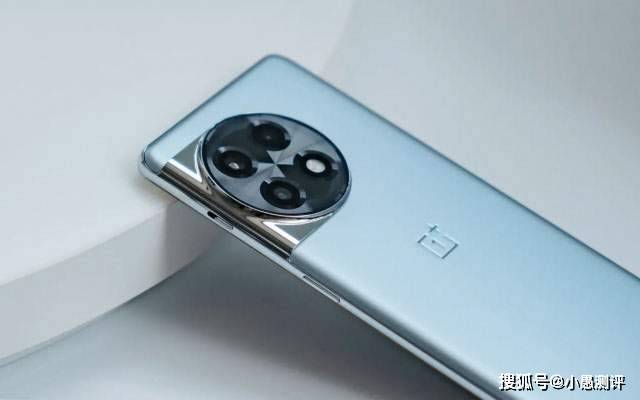 原创oppo急眼了16gb100w才卖1946元骁龙8gen1和5000mah