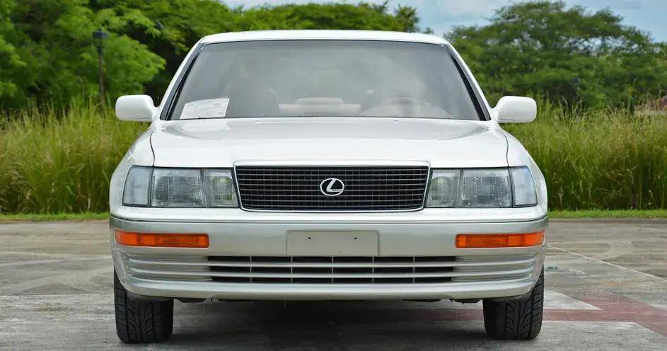 在这次彻底的测试中,丰田1uz-fe击败了宝马735i和奔驰sel.