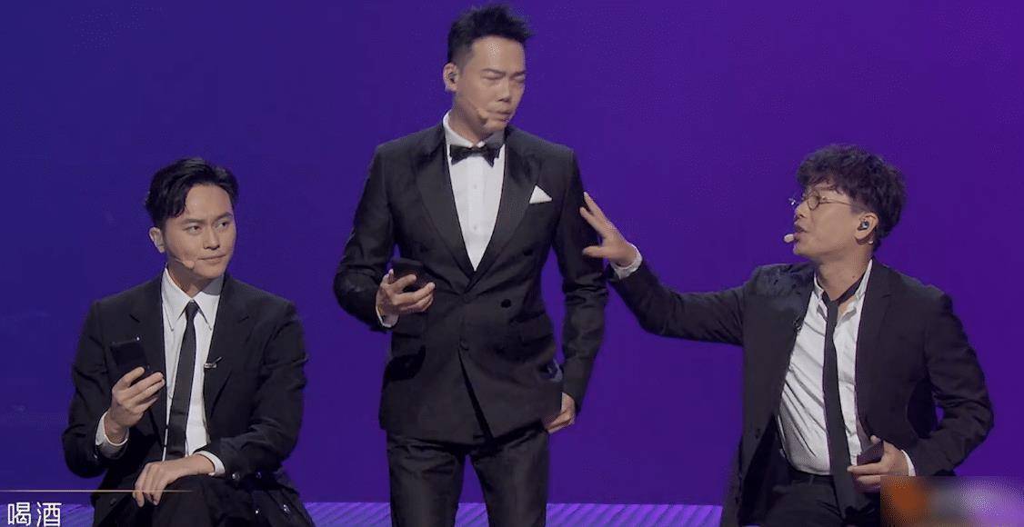 原创应采儿看陈小春舞台爱上了普通话不行依旧优秀人格魅力赢了