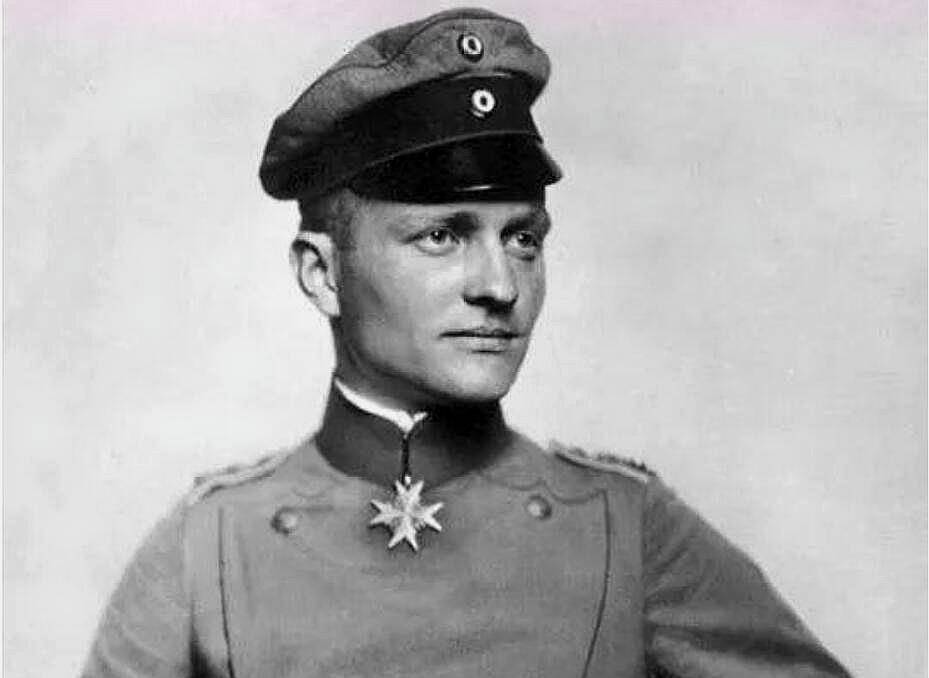 德国不惜动用5000门大炮,20个师来抢回遗体_德军_战争_红色男爵