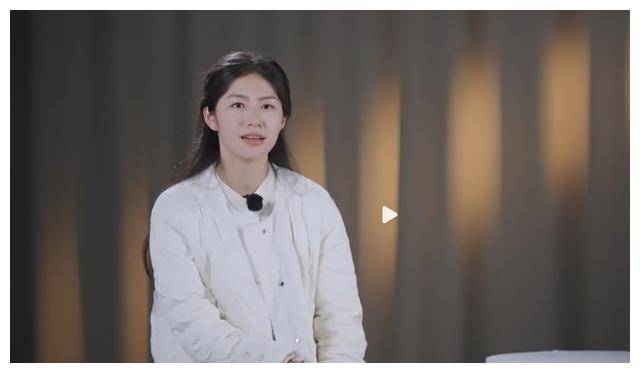 再次心动专注坚定的女生实则果断在关键时刻