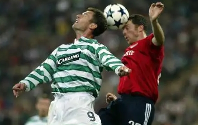 21岁成英超标王,25岁夺英超金靴,悍将履历光鲜却沦为英格兰鸡肋_萨顿