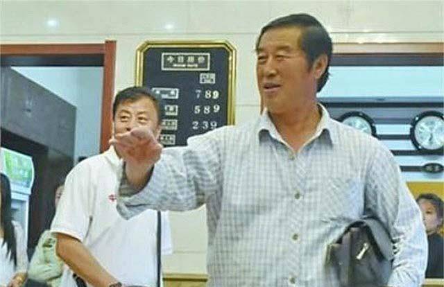 马俊仁跌落神坛后过得如何?疯狂的广告代言,靠藏獒包装炒作