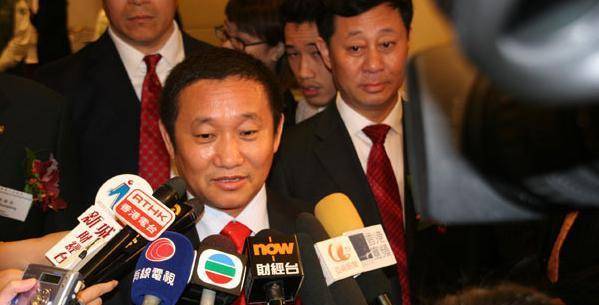 原创亚洲第一创始人借200元起家靠235亿营收成为亚洲铝王