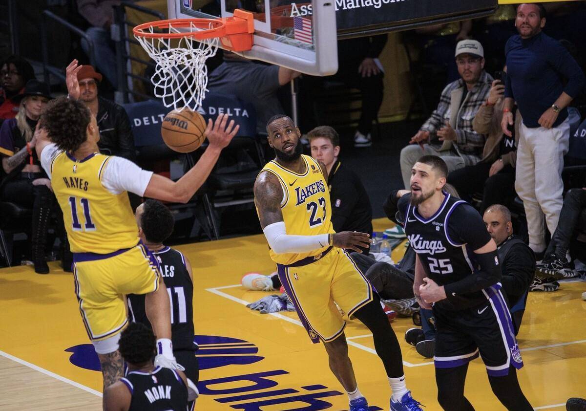 原创湖人惜败国王蒙克独砍26分闪耀全场浓眉对阵小萨0胜9负引热议