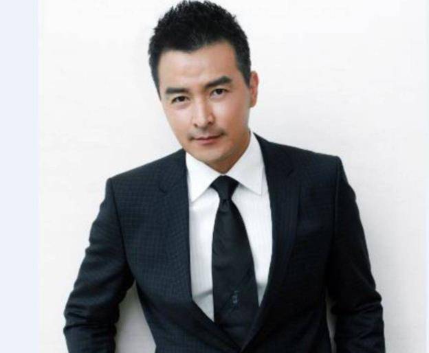 昔日新加坡版"小龙女",如今把老公熬成了爹_范文芳_父母_李铭顺