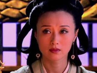 原创相士说她必生天子丈夫听后立马造反但是天子却是她和别人所生