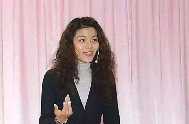原创复旦美女教授陈果朋友是无用的