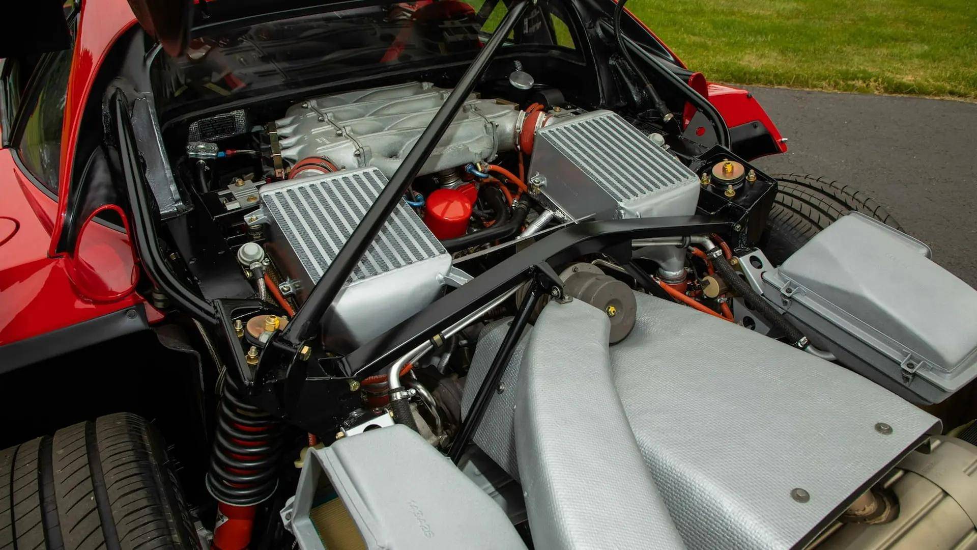 如此干净的法拉利 f40 即将在 mecum 蒙特雷拍卖_搜狐汽车_搜狐网