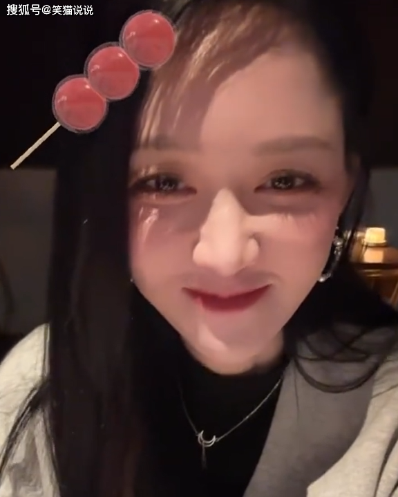 原创陈乔恩晒自拍视频怼脸拍状态佳丈夫艾伦同框出镜好恩爱