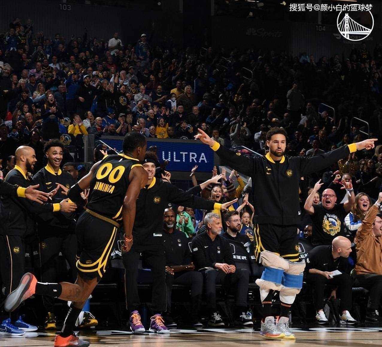 精彩的篮球喜剧,勇士队以一股劲头狂飙突进,雄鹿队则在后半程努力追赶