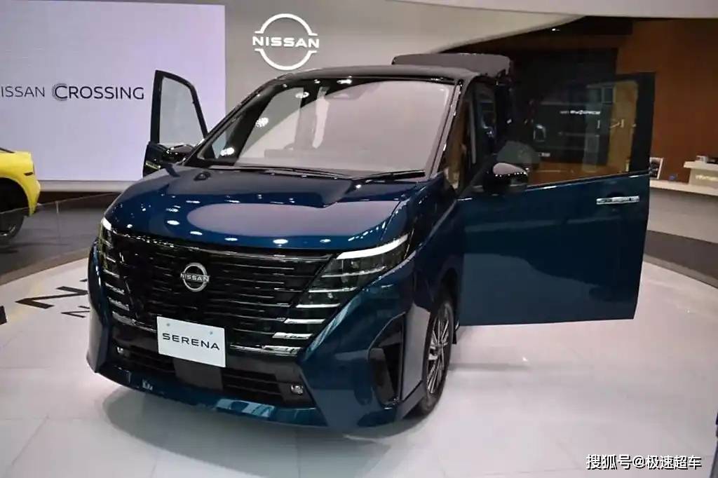日产serena曝光,渐进式大尺寸格栅 e-power a柱大尺寸三角窗_搜狐汽车