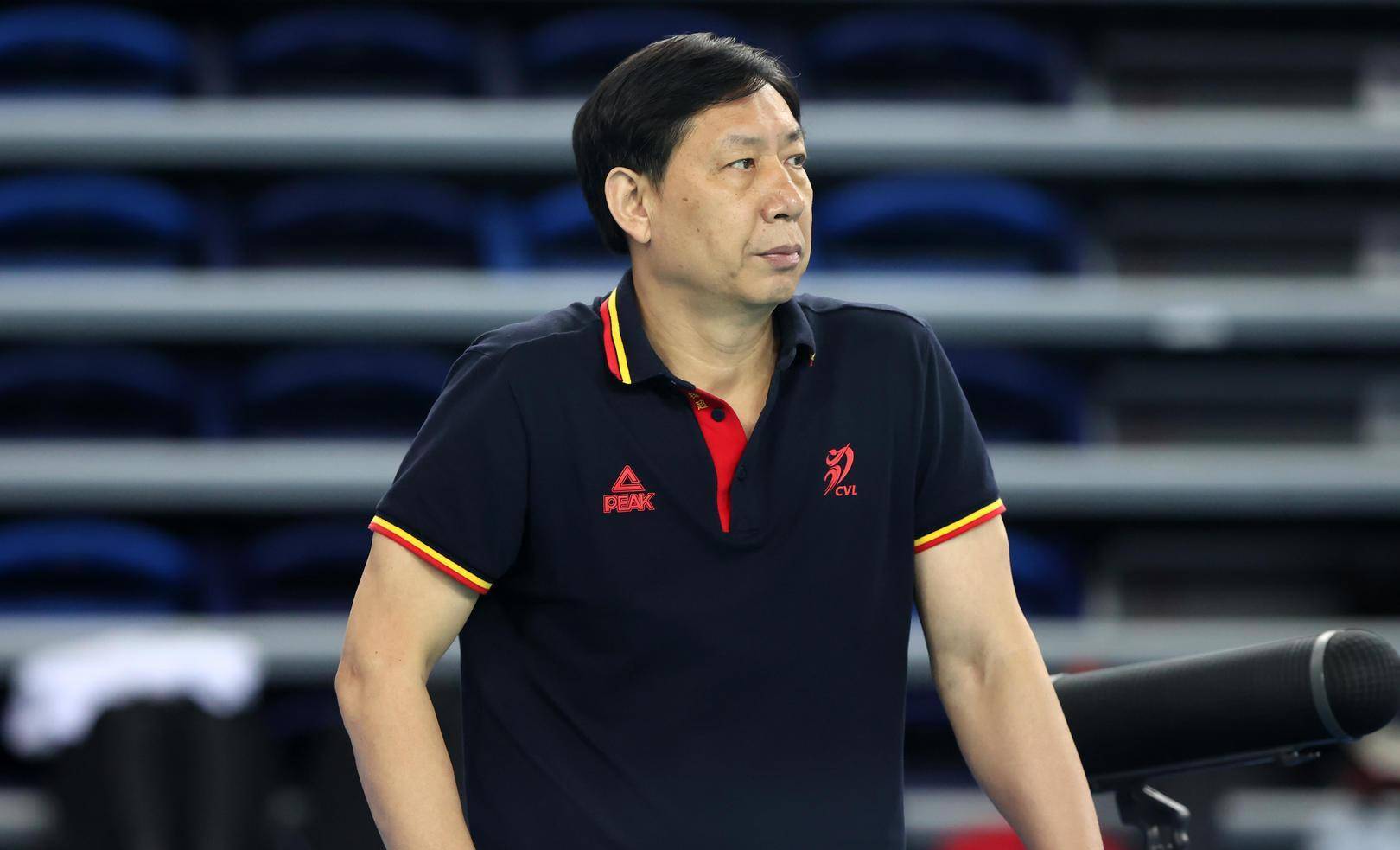 目前,天津体育已经在为王宝泉退出教练组做出布局,前八一男排主帅陈方