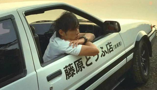 这部电影是周杰伦监制,刘耕宏和彭小刀制作的,在前段时间就已经宣传的