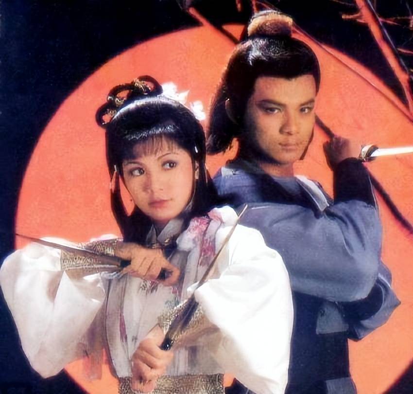 原创60岁戚美珍与苗侨伟恩爱32年嫁对了人到底有多幸福