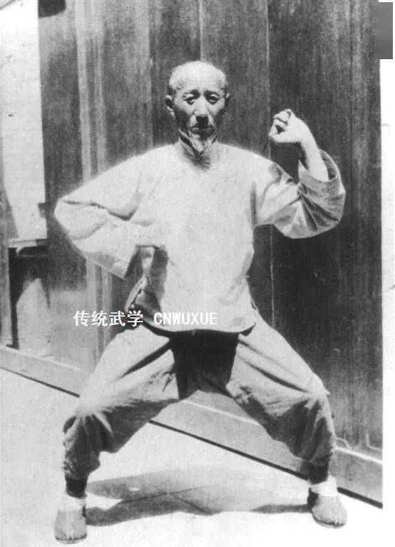 原创切莫误解杨氏大架85式太极拳杨澄甫大架才能进入神明