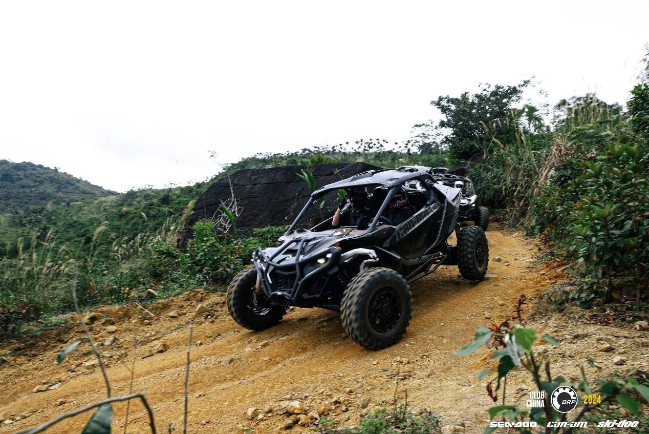 庞巴迪brp can-am全地形车2024新品体验 纯粹野趣/天然乐享_搜狐汽车