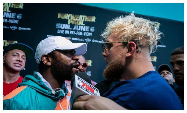 原创57岁泰森复出赛道再续传奇最强社交网红迎战金拳王