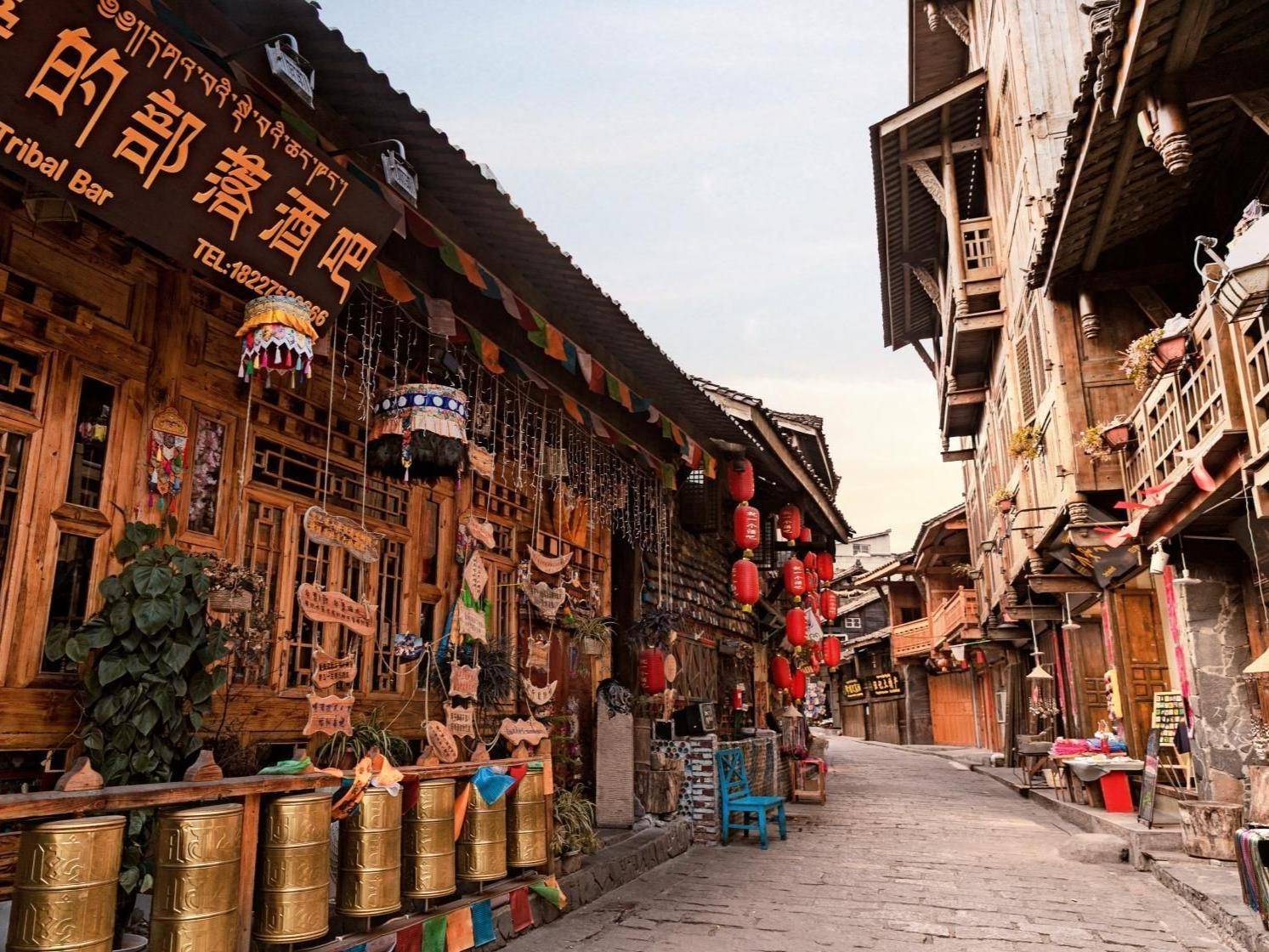 贡嘎山下的低调古镇是四川十大最美古镇之一却少有游客知道