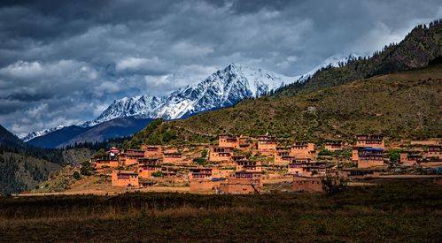 西藏嘎瓦龙景区详细游玩攻略,探访藏东秘境神秘的嘎瓦龙!