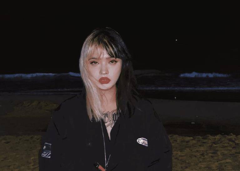 嘻哈歌手gai翻车了私聊女粉丝事件再发酵女方小号发文回应