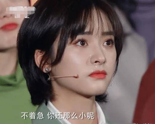 看到鞠婧t和沈月被怼脸拍,太真实了_明星_眼泪_瑕疵