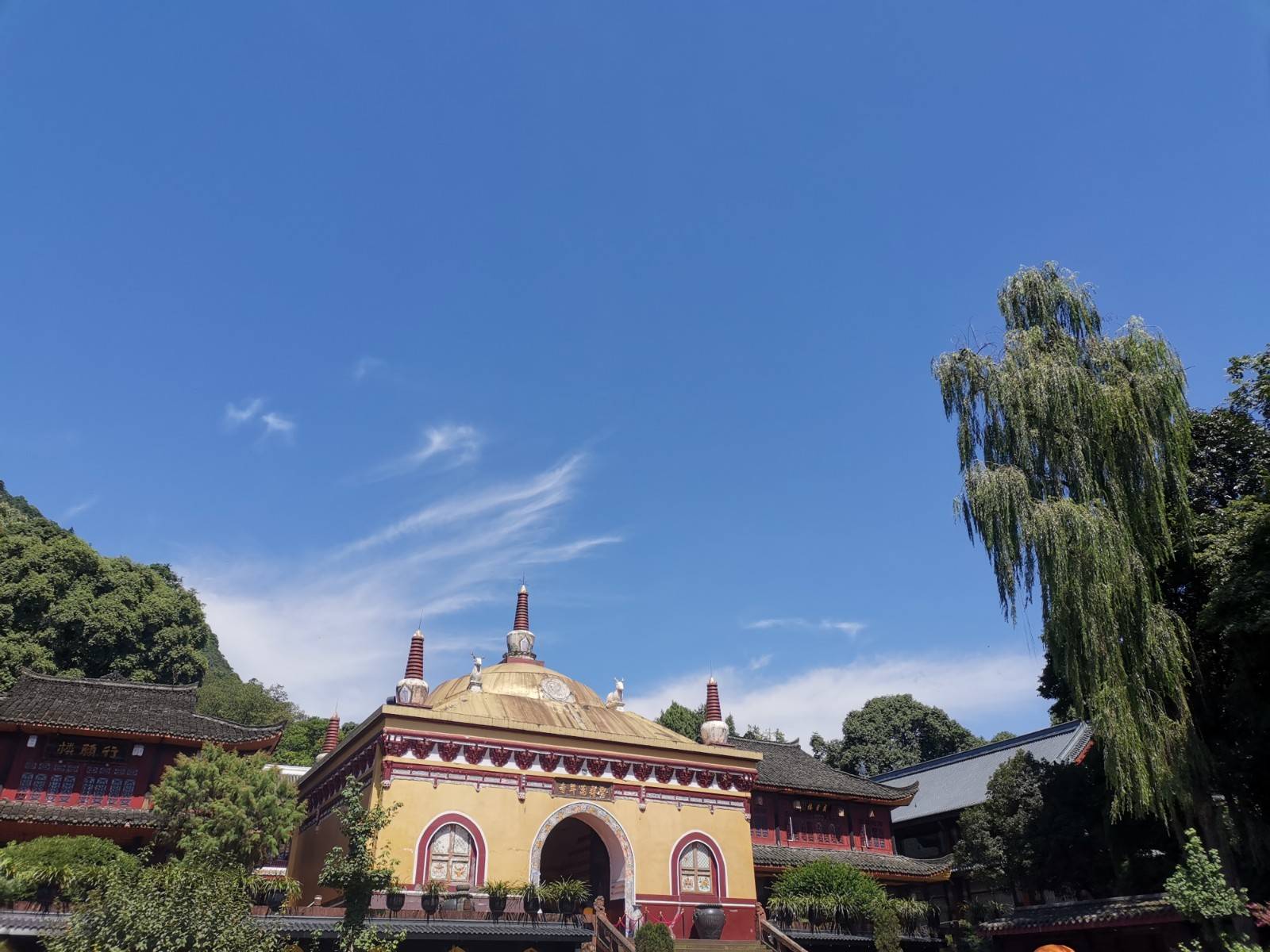 3月普贤文化月就来峨眉山万年寺