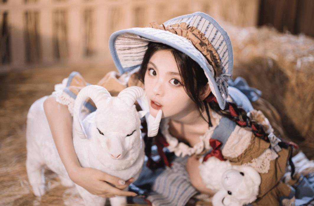 原创不管杨超越演得行不行都不该被说占用了真正热爱演戏的人资源
