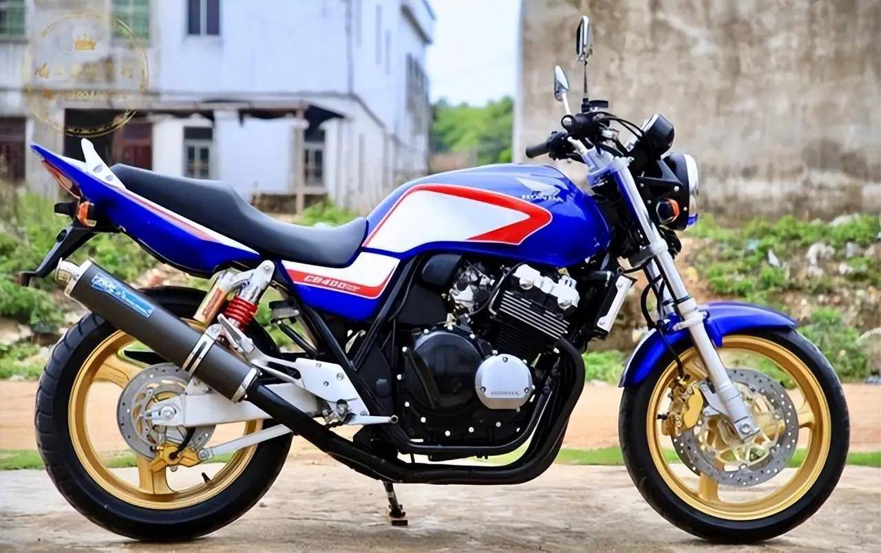 最让摩友缅怀的一款本田街车cb400,不过日本将会迎来停产_搜狐汽车
