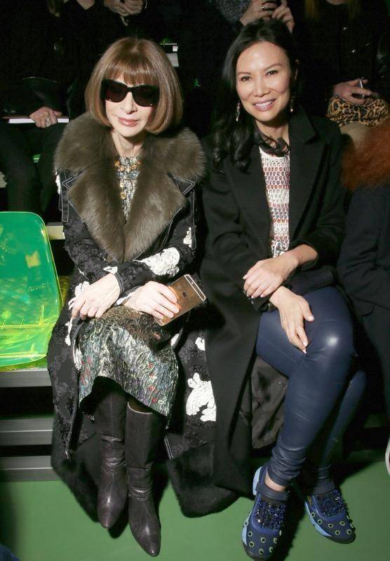 93岁默多克第六次订婚,他的孩子们不喜邓文迪,对准继母非常满意_安娜