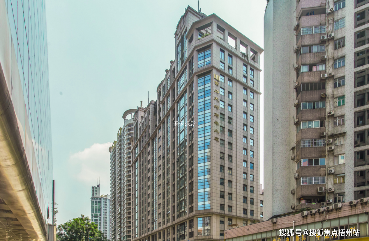 广州富力天河商务大厦租120人独立办公室精装修带家具交通便利可注册