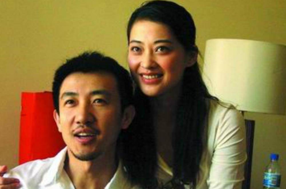 《香樟树》播出18年,演员境况差距大,有人获视后,有人退圈嫁人_梅婷