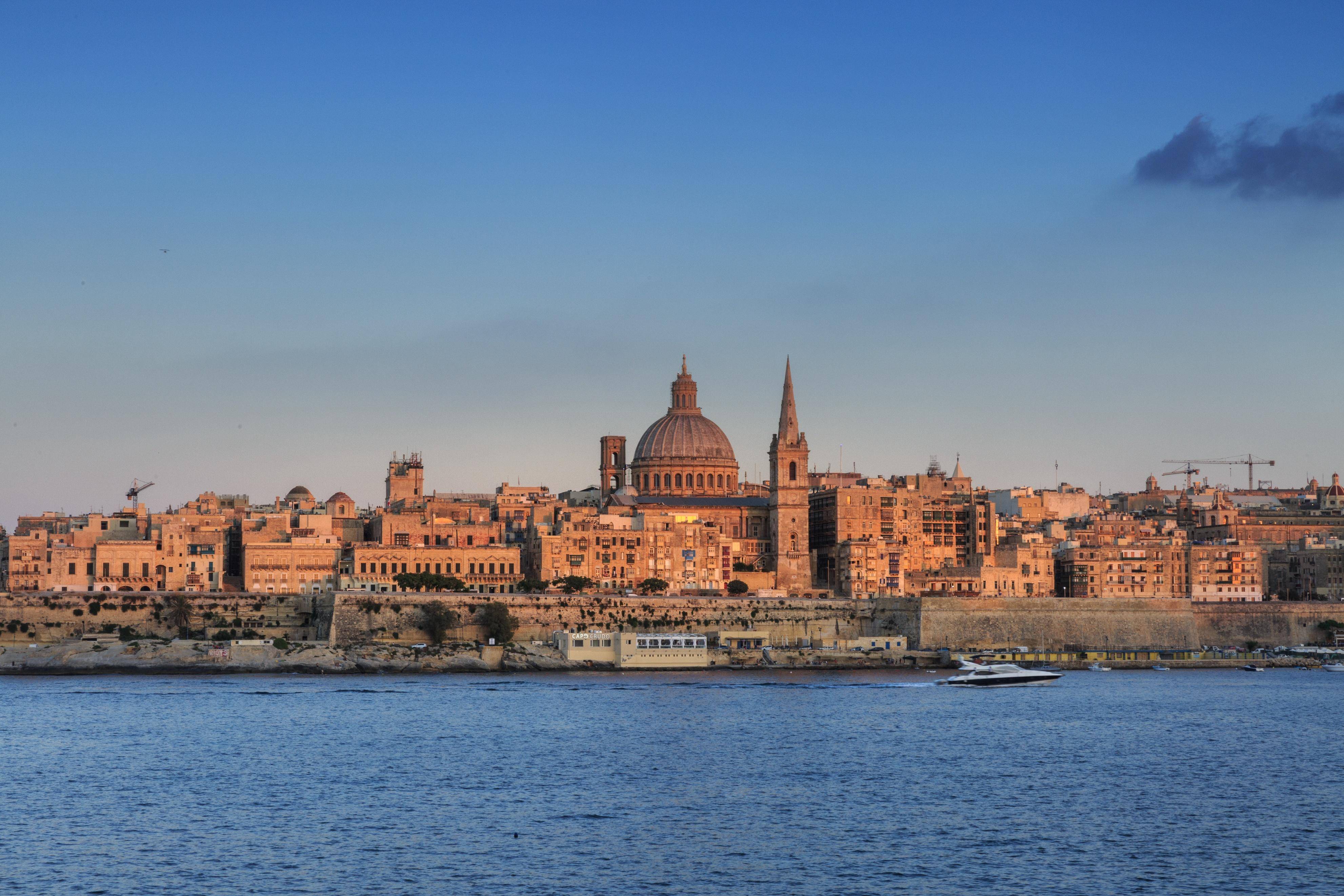 注意:马耳他修订移民法案,涉及3点变化_护照_医疗_申请人