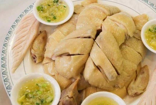 白切鸡为什么这么鲜嫩?老伙夫:这几步很关键,做对了才好吃_口味_姜片_