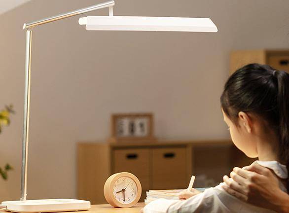 护眼灯有必要买贵的吗还是便宜?只买对不买贵,五款护眼台灯推荐