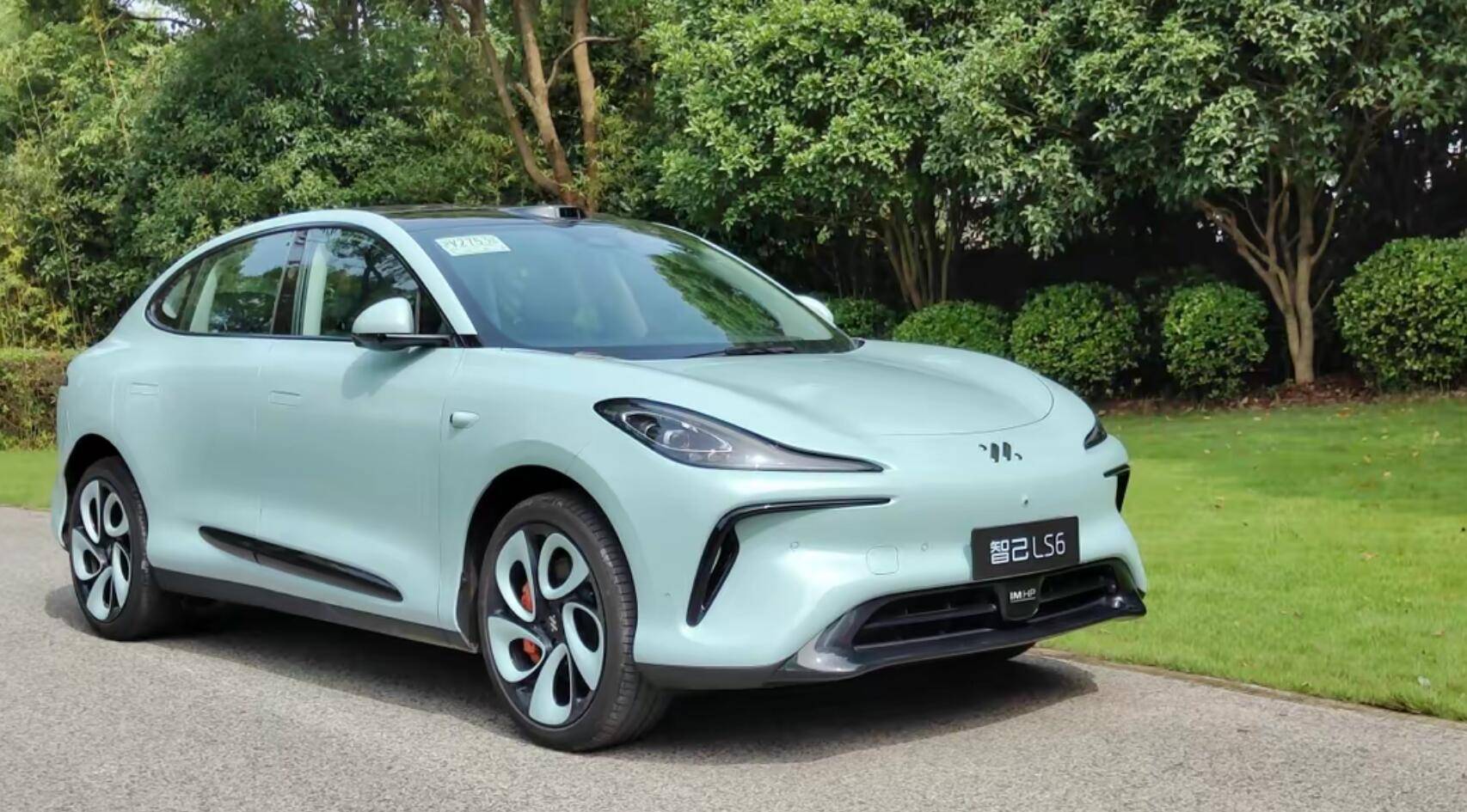 2月售2000台,智己汽车销量接连走低,实在不容乐观_搜狐汽车_搜狐网